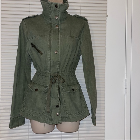 Forever 21 Light Weight Olive Jacket With Draw String Waist - Picture 7 of 10